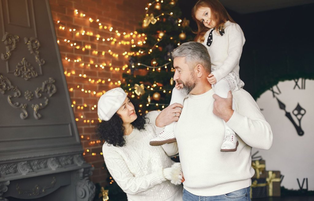 grandparents-with-their-granddaughter-celebrating-christmas-cozy-house2.jpg grandparents-with-their-granddaughter-celebrating-christmas-cozy-house2.jpg