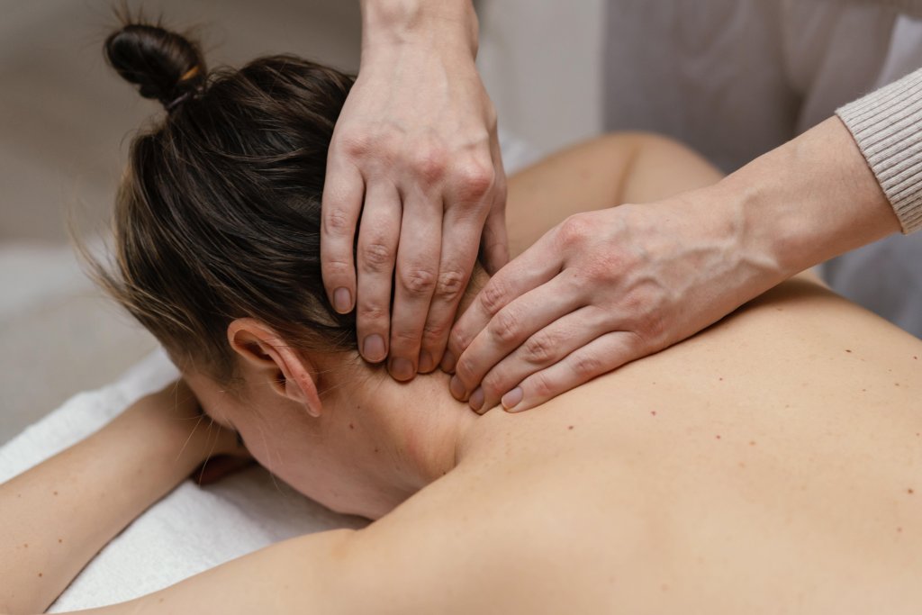 close-up-therapist-massaging-neck (1).jpg close-up-therapist-massaging-neck (1).jpg