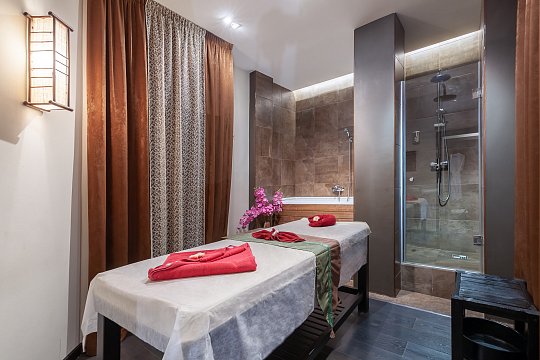 ROYAL THAI BALI на Бутлерова